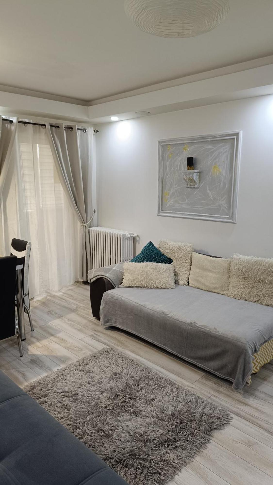 Sistem Apartament 3 Camere! 부쿠레슈티 외부 사진