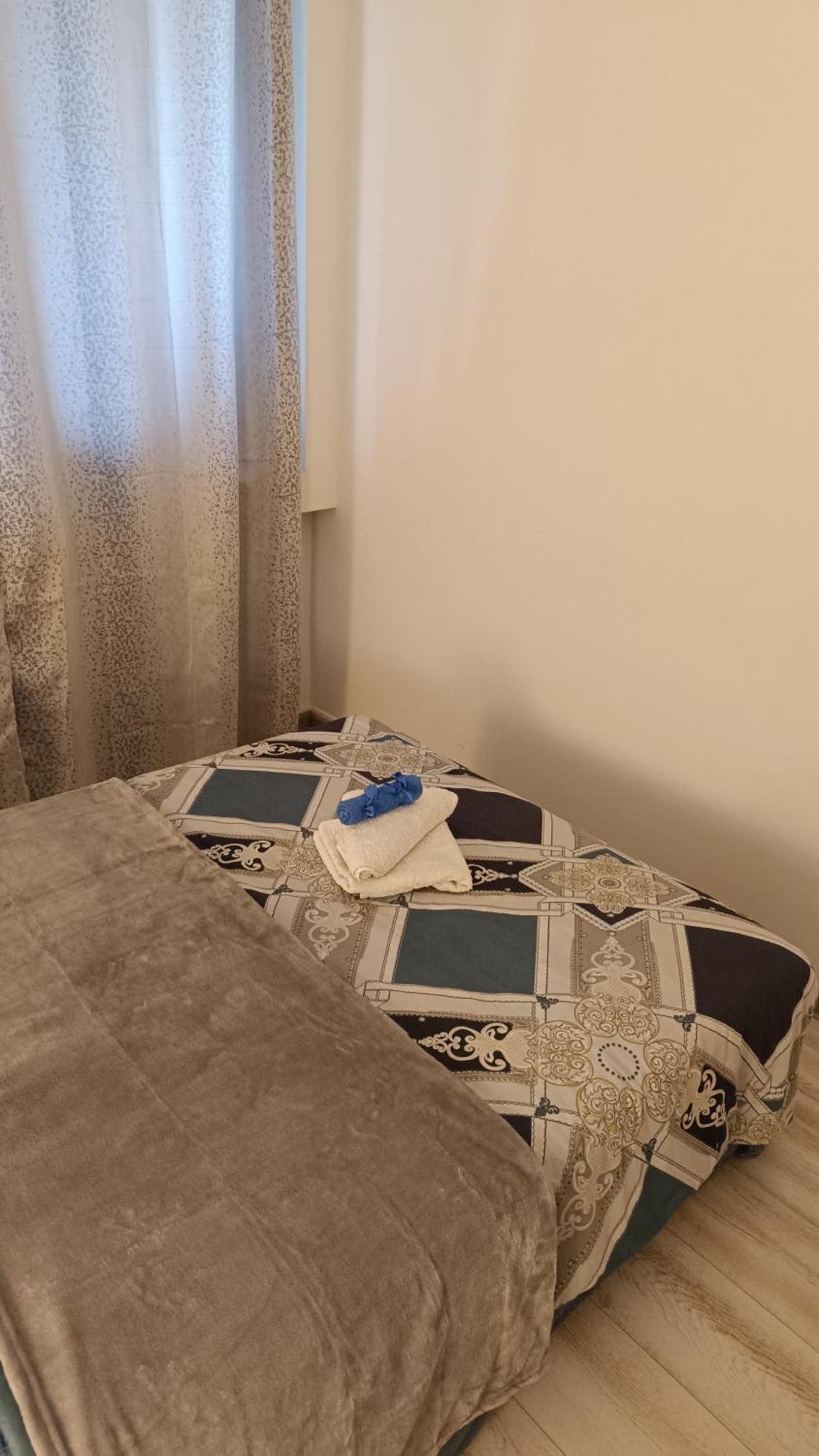 Sistem Apartament 3 Camere! 부쿠레슈티 외부 사진